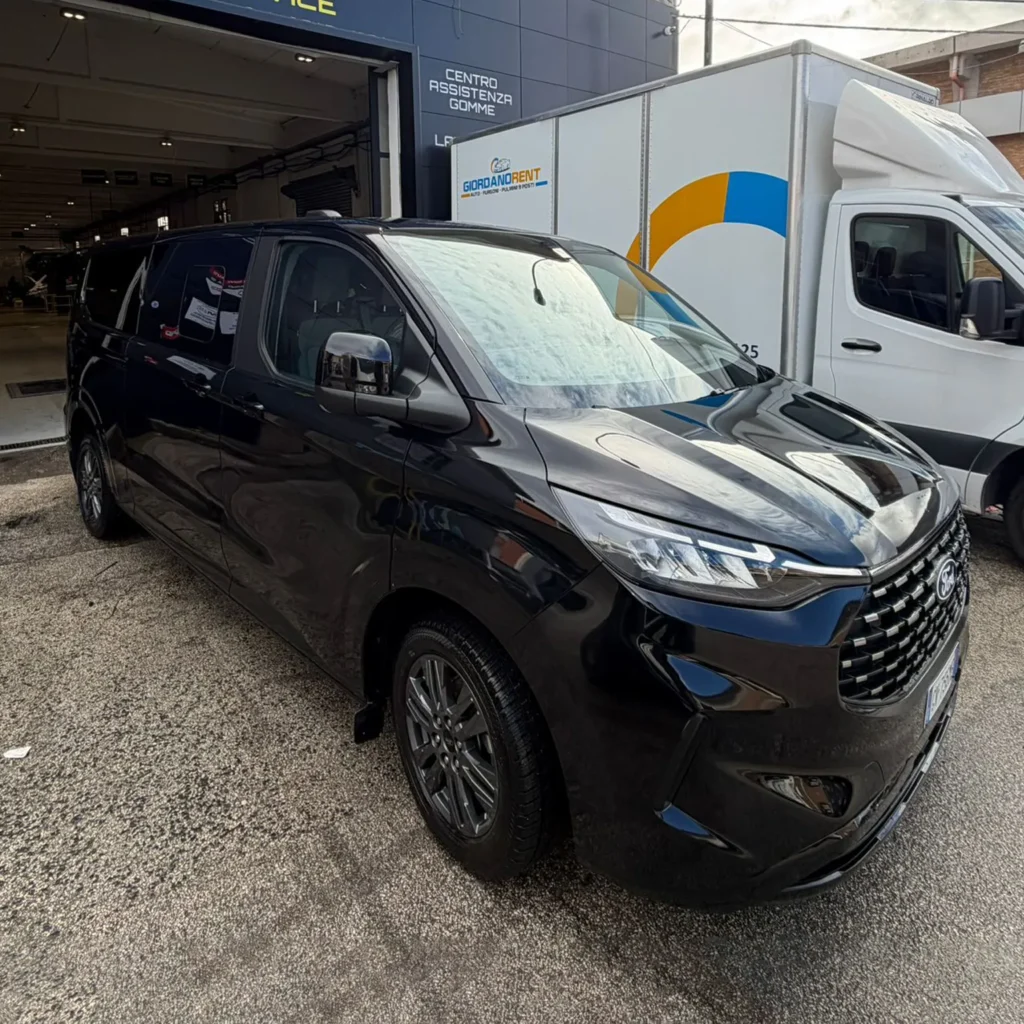 ford custom 9 posti giordano rent 2