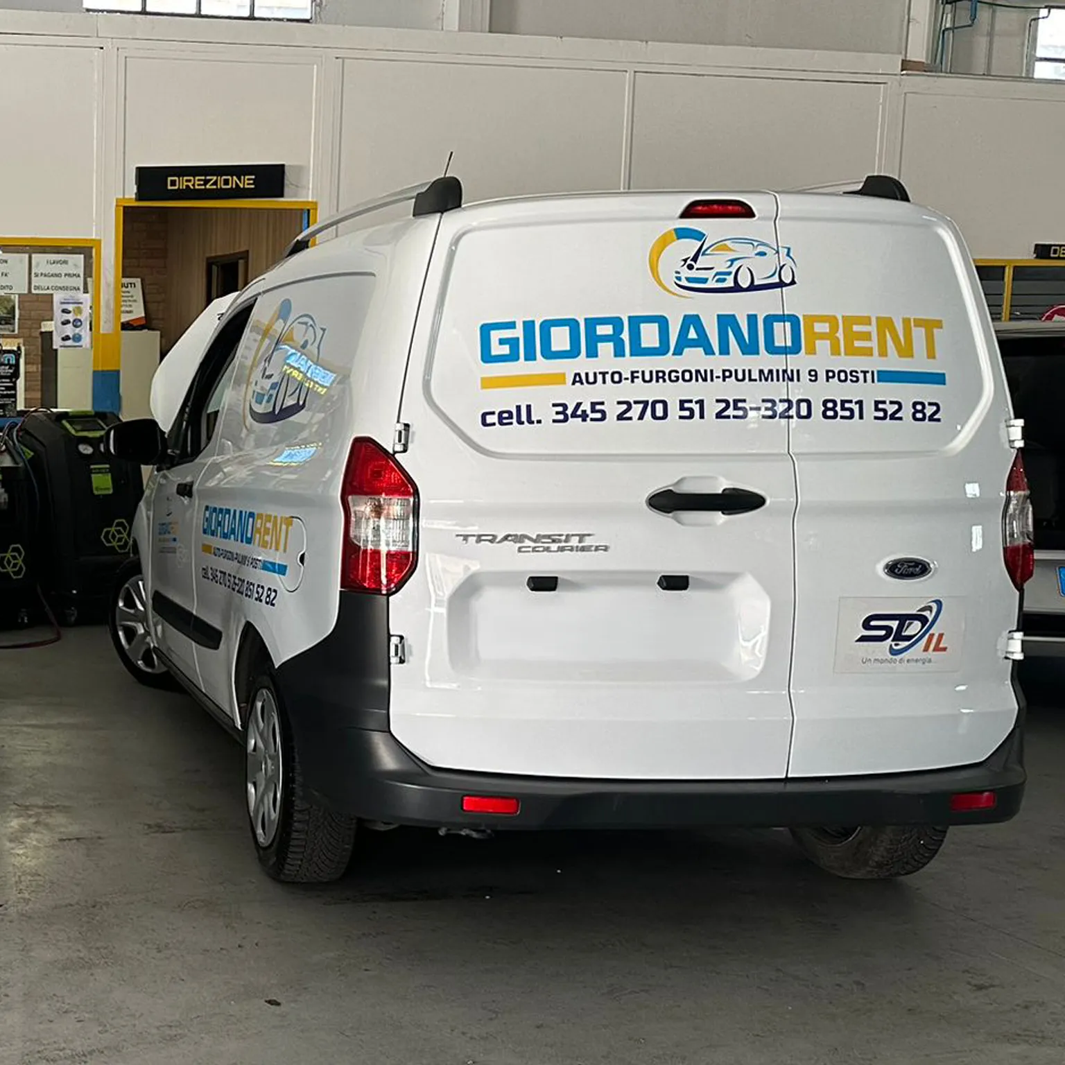 furgone ford transit courier